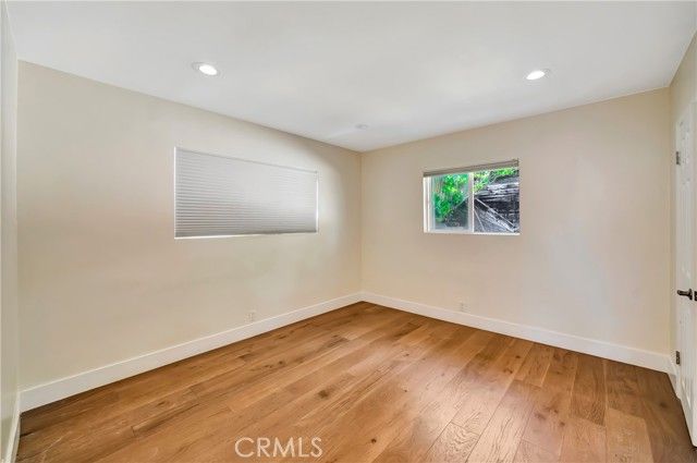 21817 Providencia Street, Woodland Hills (los Angeles), CA 91364