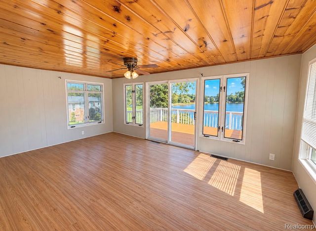 18425 Pellett Drive, Rose Township, MI 48430