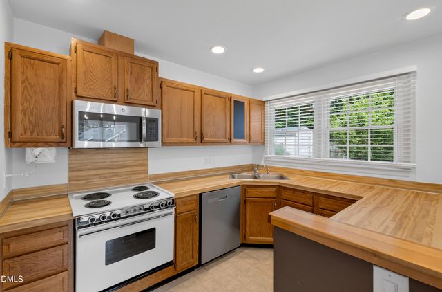 3629 Wickersham Way, Raleigh, NC 27604
