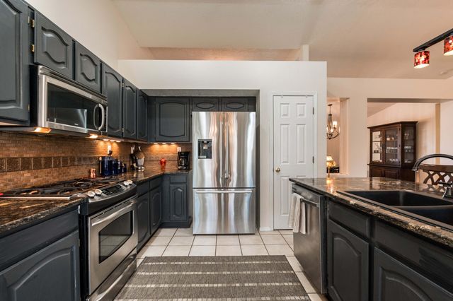 8408 Julian Robles Street NE, Albuquerque, NM 87122