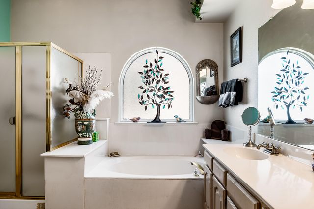 8408 Julian Robles Street NE, Albuquerque, NM 87122