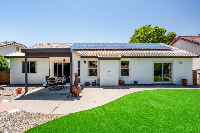 8408 Julian Robles Street NE, Albuquerque, NM 87122