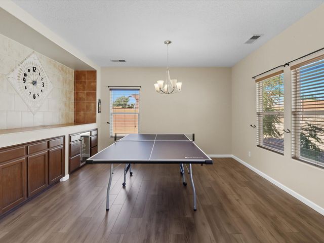 206 Sugar Ridge Loop SE, Rio Rancho, NM 87124