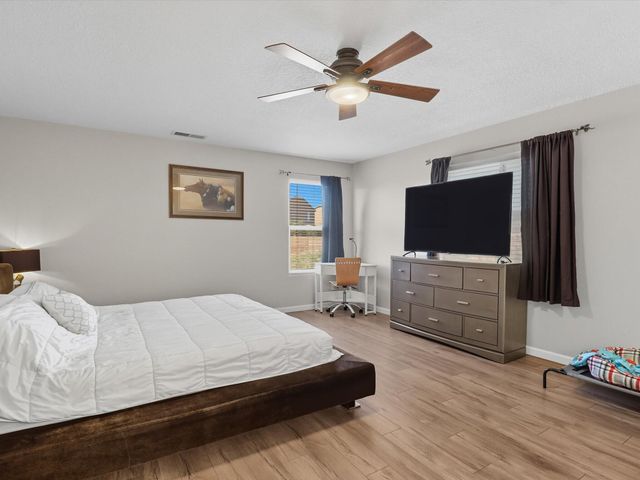 206 Sugar Ridge Loop SE, Rio Rancho, NM 87124