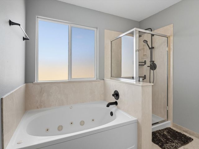 206 Sugar Ridge Loop SE, Rio Rancho, NM 87124