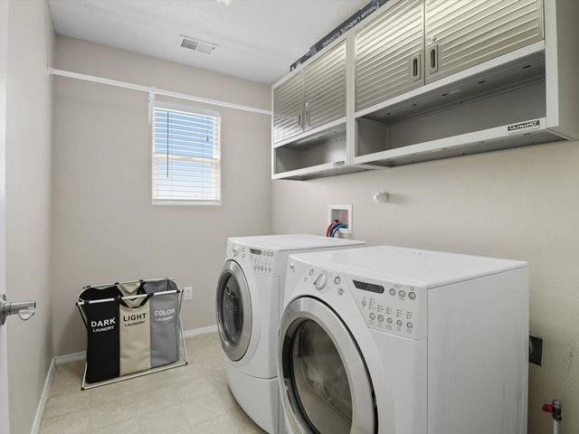 206 Sugar Ridge Loop SE, Rio Rancho, NM 87124