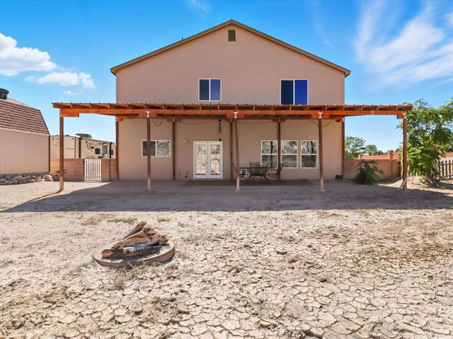 206 Sugar Ridge Loop SE, Rio Rancho, NM 87124