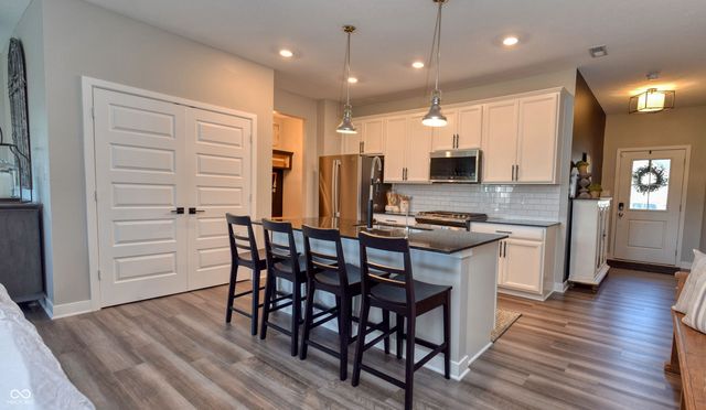 6583 Apperson Drive, Noblesville, IN 46062