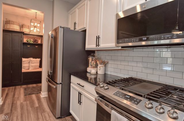 6583 Apperson Drive, Noblesville, IN 46062