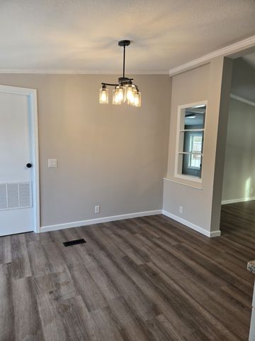 1158 Yellow Creek Rd, Dickson, TN 37055