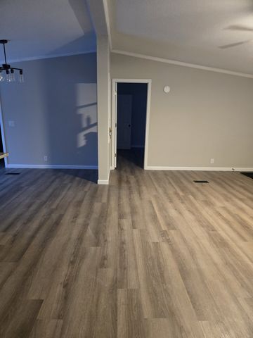 1158 Yellow Creek Rd, Dickson, TN 37055