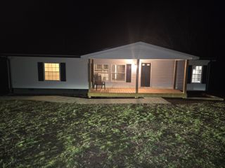 1158 Yellow Creek Rd, Dickson, TN 37055