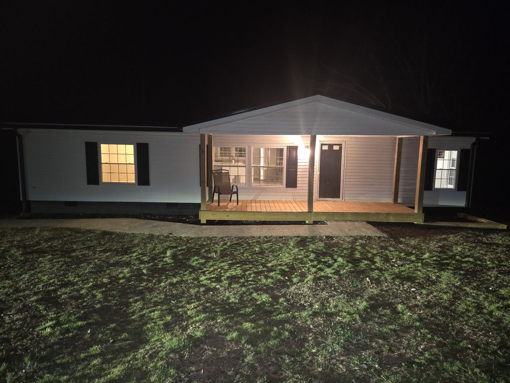 1158 Yellow Creek Rd, Dickson, TN 37055