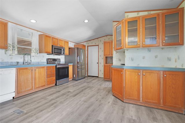 639 Reuben White Drive, Crosby, TX 77532