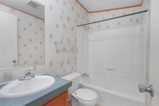 639 Reuben White Drive, Crosby, TX 77532
