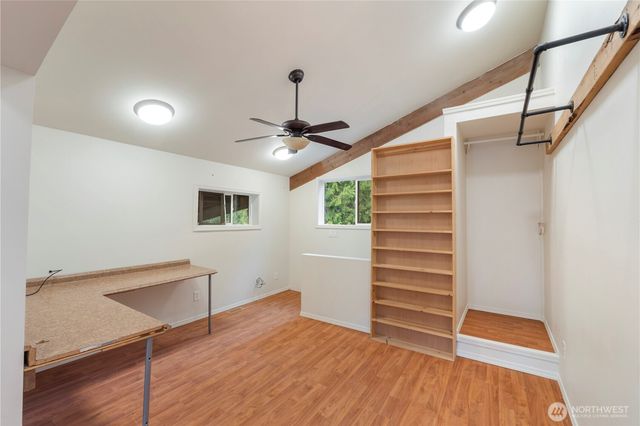 8646 Stavis Bay Rd NW, Seabeck, WA 98380