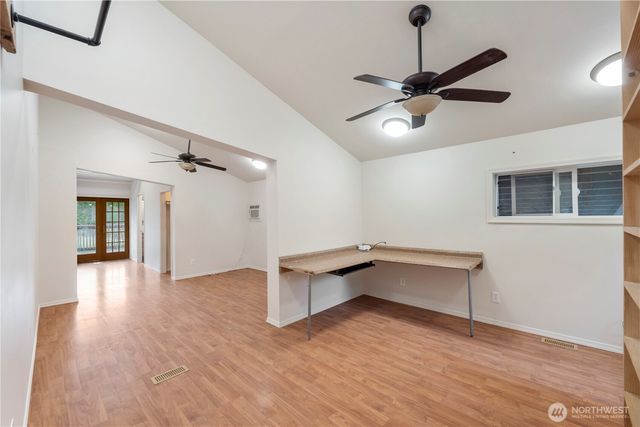 8646 Stavis Bay Rd NW, Seabeck, WA 98380