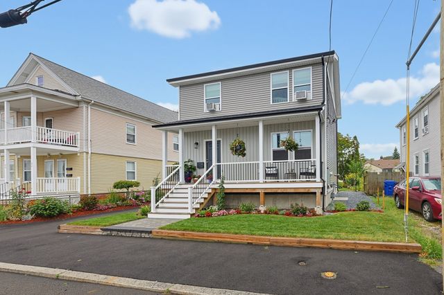 96 Carter Ave, Pawtucket, RI 02861