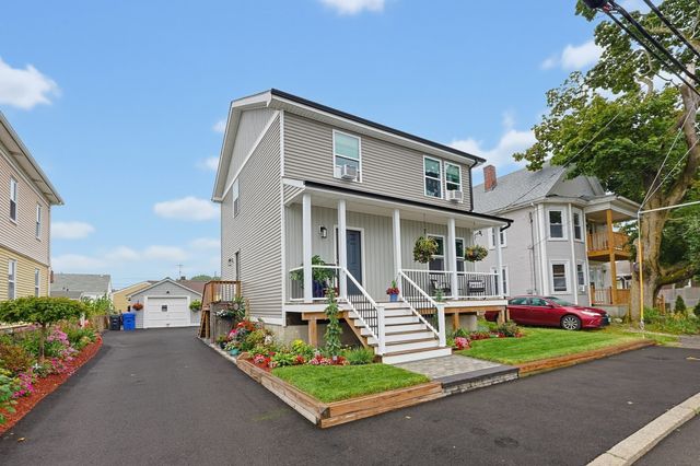 96 Carter Ave, Pawtucket, RI 02861