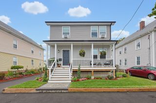 96 Carter Ave, Pawtucket, RI 02861