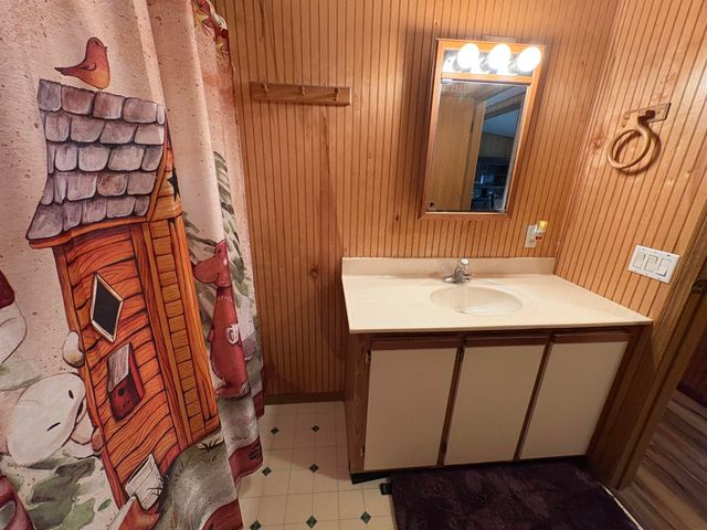4235 Buzzell Road, Gladwin, MI 48624