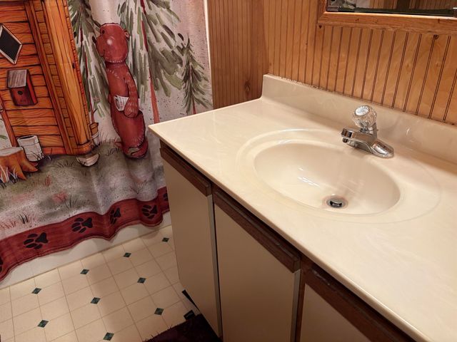 4235 Buzzell Road, Gladwin, MI 48624