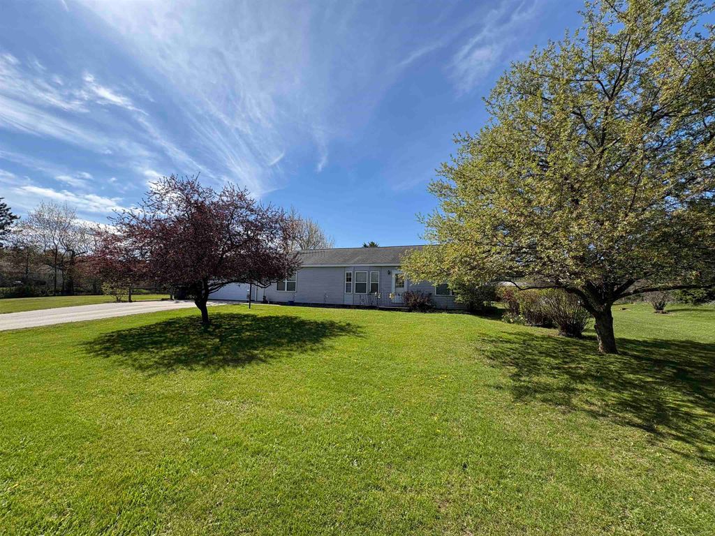 4235 Buzzell Road, Gladwin, MI 48624