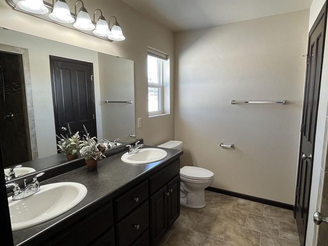 600 CASTLESTONE COURT, Hobart, WI 54155