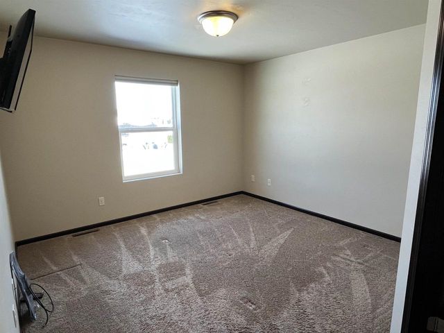 600 CASTLESTONE COURT, Hobart, WI 54155