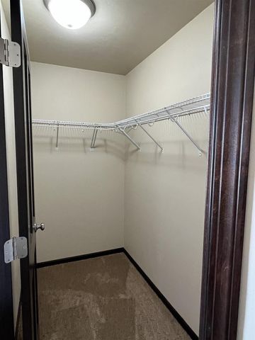 600 CASTLESTONE COURT, Hobart, WI 54155