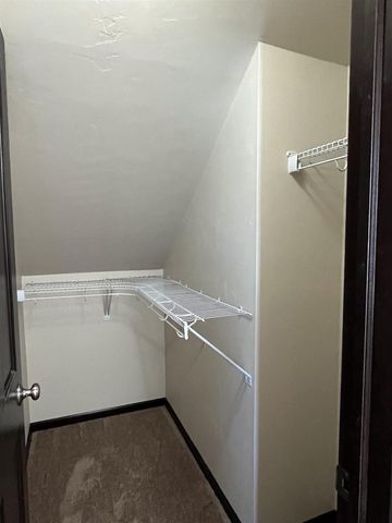 600 CASTLESTONE COURT, Hobart, WI 54155