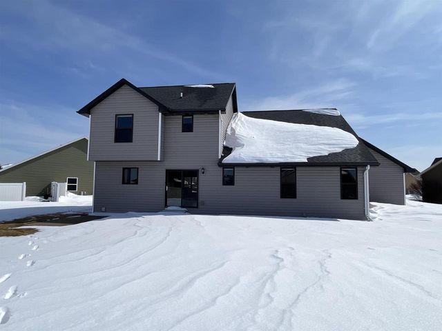 600 CASTLESTONE COURT, Hobart, WI 54155