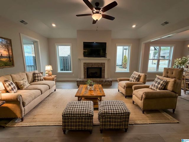 5161 SIMMS RIDGE, Pelham, AL 35124