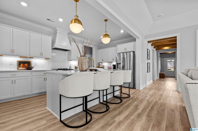 5161 SIMMS RIDGE, Pelham, AL 35124