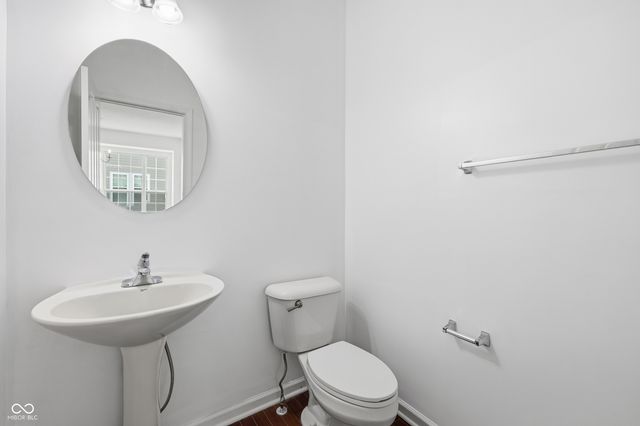 13382 Golden Gate Drive E, Carmel, IN 46074