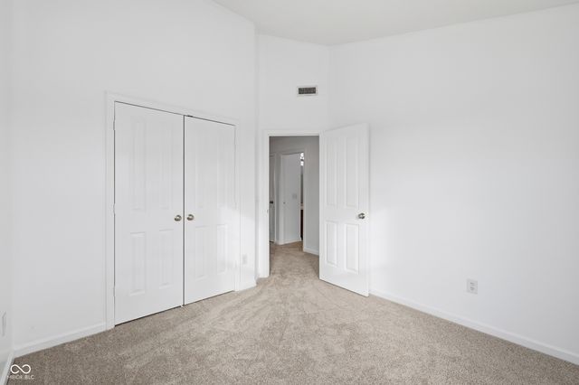 13382 Golden Gate Drive E, Carmel, IN 46074