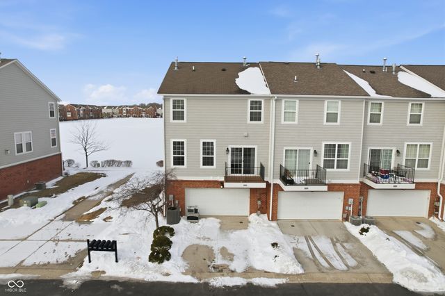 13382 Golden Gate Drive E, Carmel, IN 46074