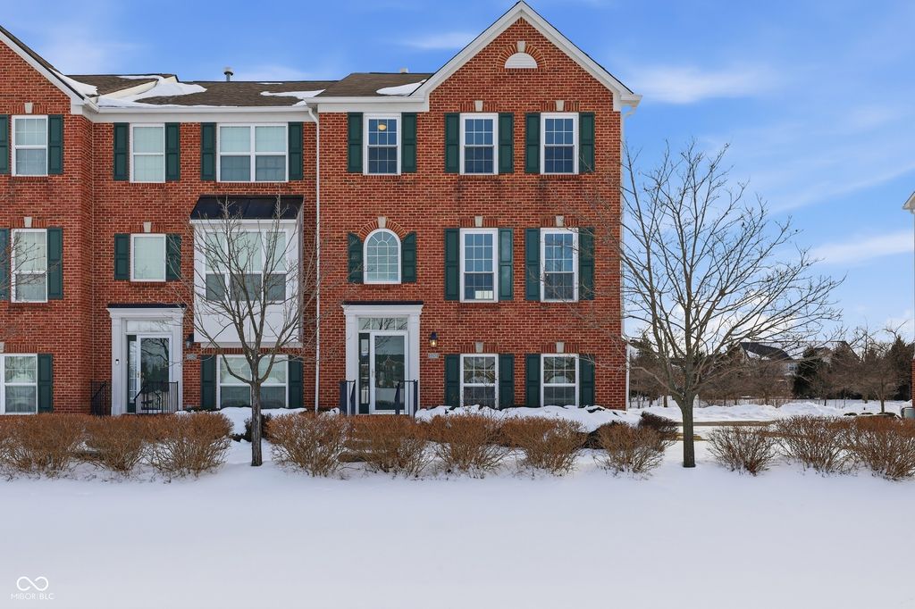 13382 Golden Gate Drive E, Carmel, IN 46074