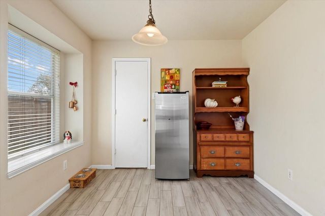 3231 Dogwood Springs Drive, Houston, TX 77073