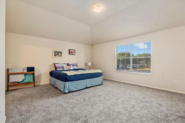 3231 Dogwood Springs Drive, Houston, TX 77073