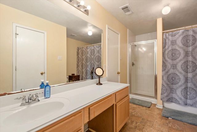 3231 Dogwood Springs Drive, Houston, TX 77073