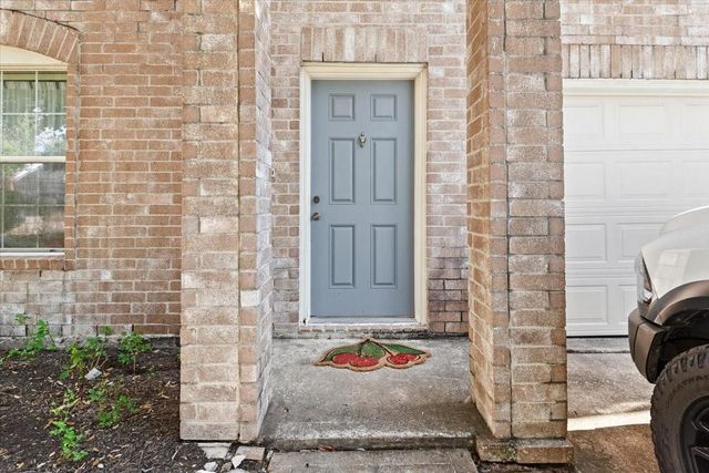 3231 Dogwood Springs Drive, Houston, TX 77073