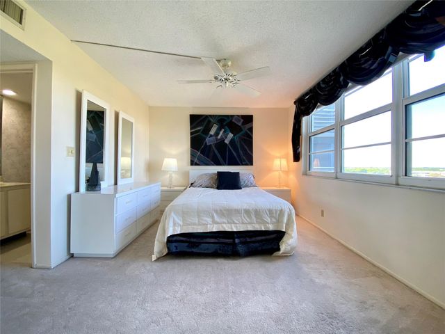 4015 W Palm Aire Dr 805, Pompano Beach, FL 33069