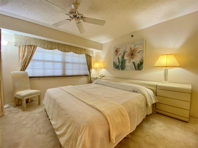 4015 W Palm Aire Dr 805, Pompano Beach, FL 33069