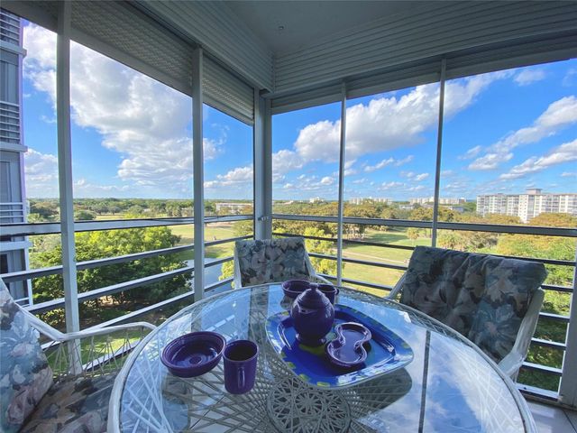 4015 W Palm Aire Dr 805, Pompano Beach, FL 33069