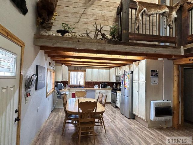 699 Stephens Road, Challis, ID 83226