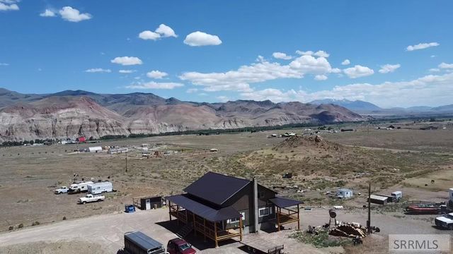699 Stephens Road, Challis, ID 83226