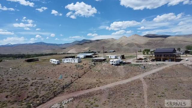 699 Stephens Road, Challis, ID 83226