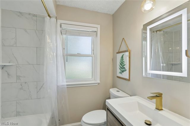 14216 Berwyn Avenue, Cleveland, OH 44111