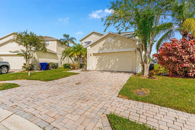 1204 CUMBRIAN LAKES COURT, Kissimmee, FL 34746